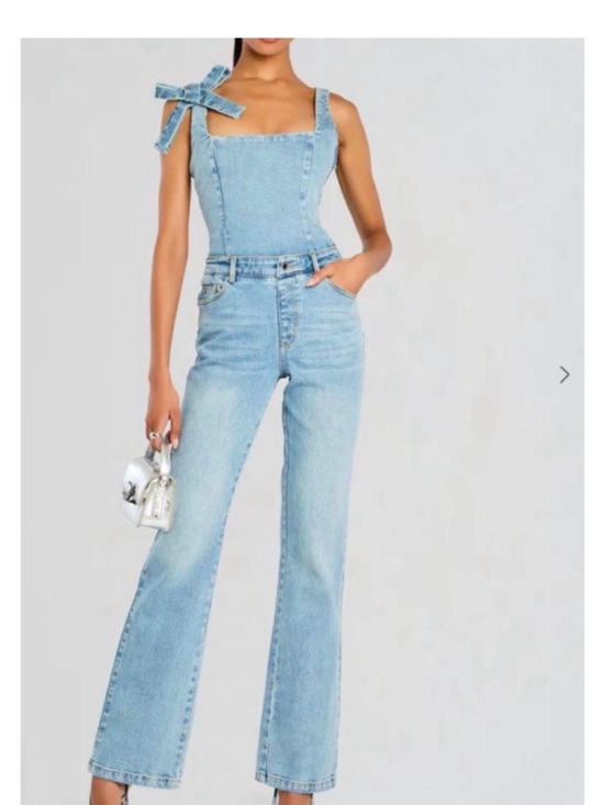 Retrofete Denim - Retrofete Dawson Light Blue High-Rise Wide Leg Jeans with Bow-Strap Detail